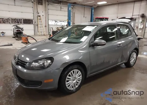2010 Volkswagen Golf 2-Door z USA, uszkodzony, nr VIN WVWAB7AJ7AW294140
